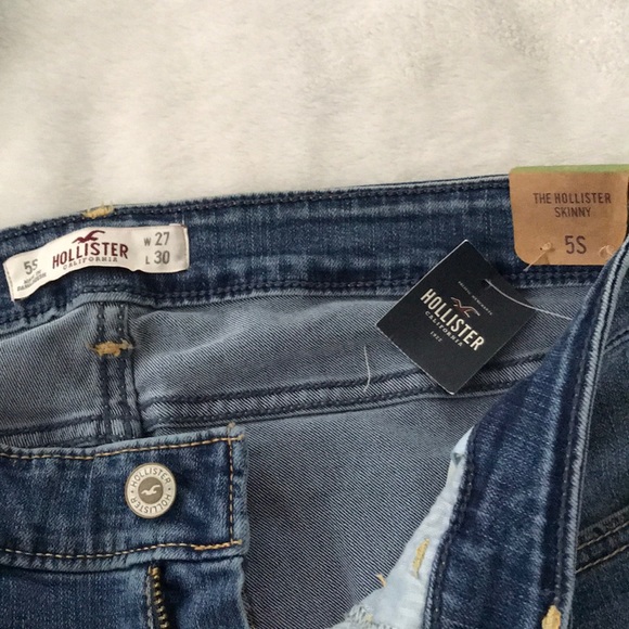 NWT Hollister Jeans - Picture 3 of 4